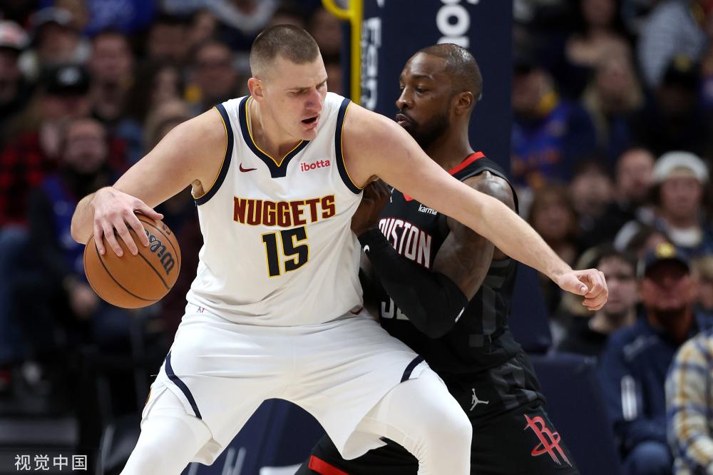 心球员的短 心球员的短