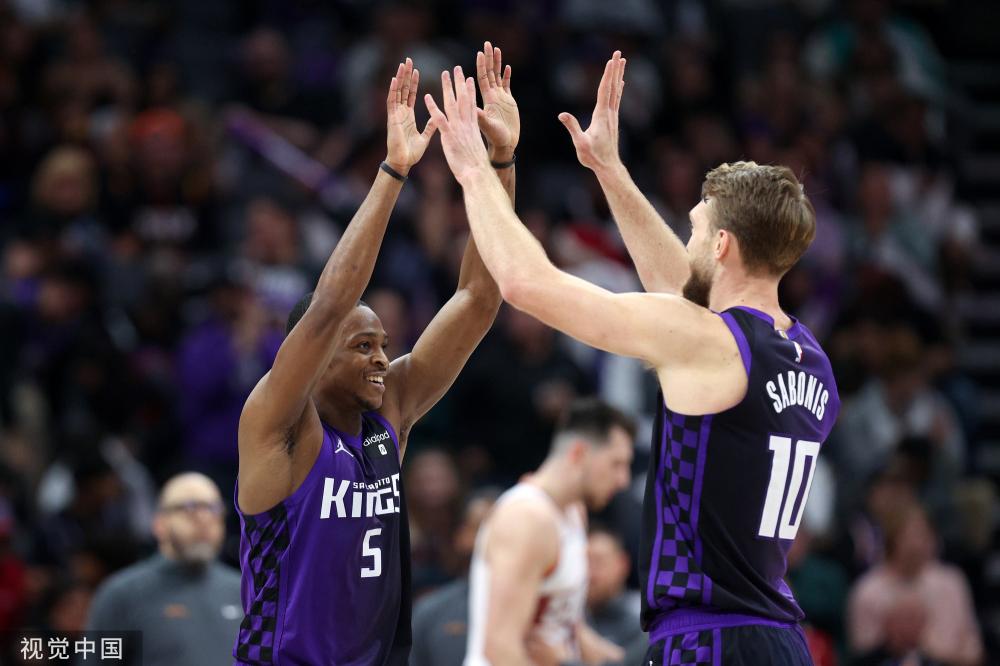 不仅是两队 不仅是两队