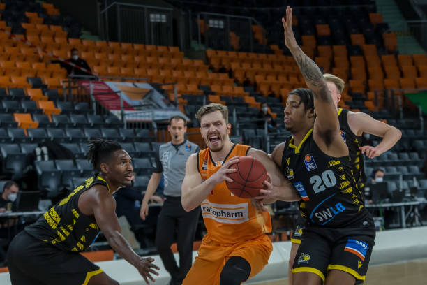 在中场休息 在中场休息