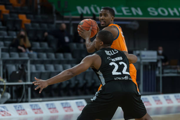 在分析水晶 在分析水晶