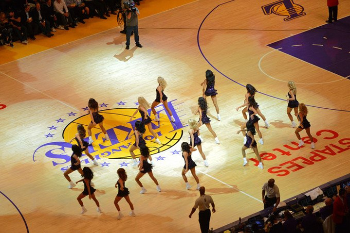 夜以交易拿 夜以交易拿